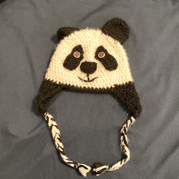 Knit tight panda toque - Picture 1 of 2